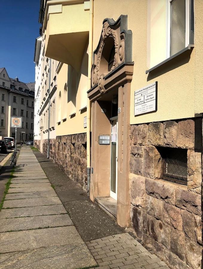 Adam'S Pension Chemnitz Exterior photo