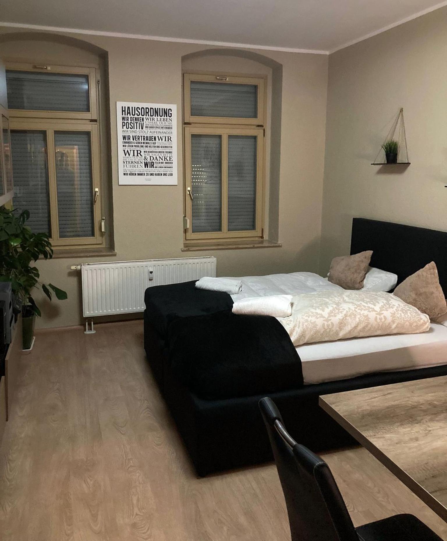 Adam'S Pension Chemnitz Exterior photo